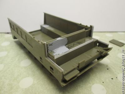 M548A1 AFV CLUB - Modification de la banquette avant